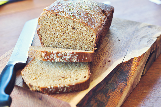 paleo_sandwich_bread2-2