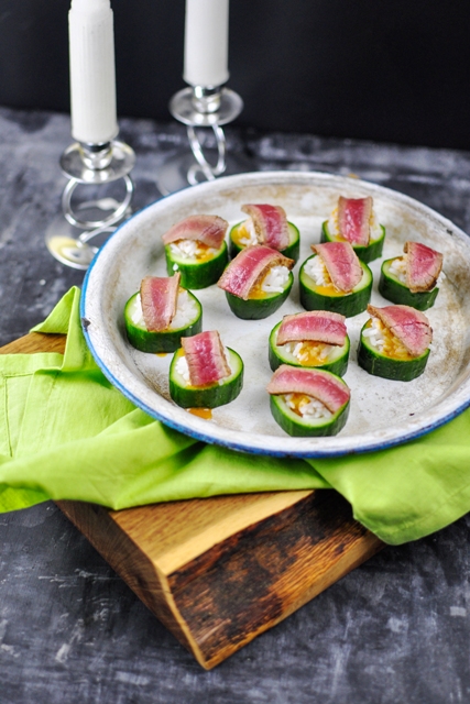 Seared Coconut Curry Beef Cucumber Cups