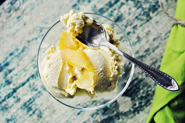 lemon_custard_ice_cream2-2