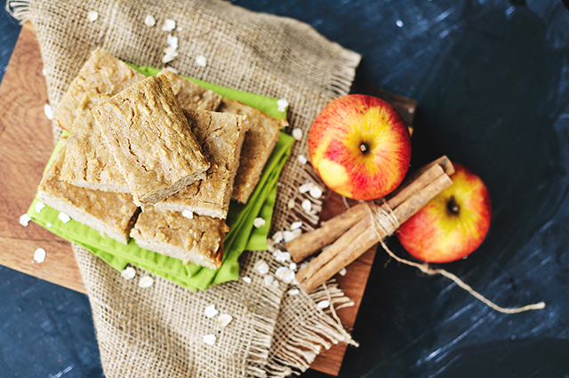 peanut_butter_apple_oat_bars2-2